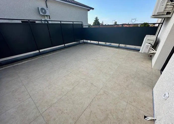 House 70 With 8 Bedrooms Lechaffardcom