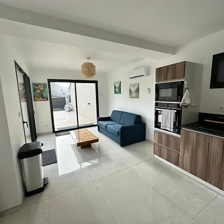 House 70 With 8 Bedrooms Lechaffardcom Apartment *